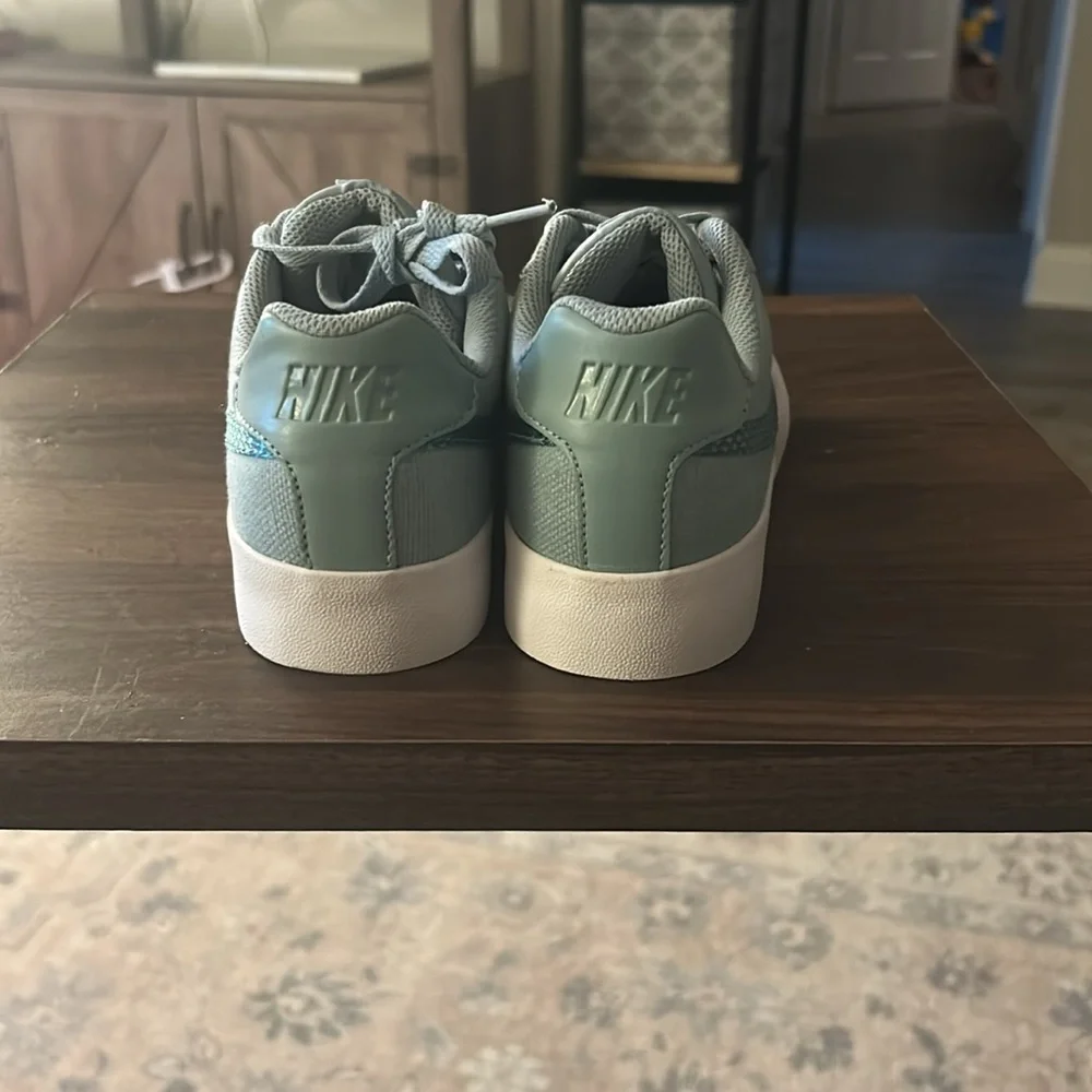 Women's Nike Sneakers - Picture 3 of 10